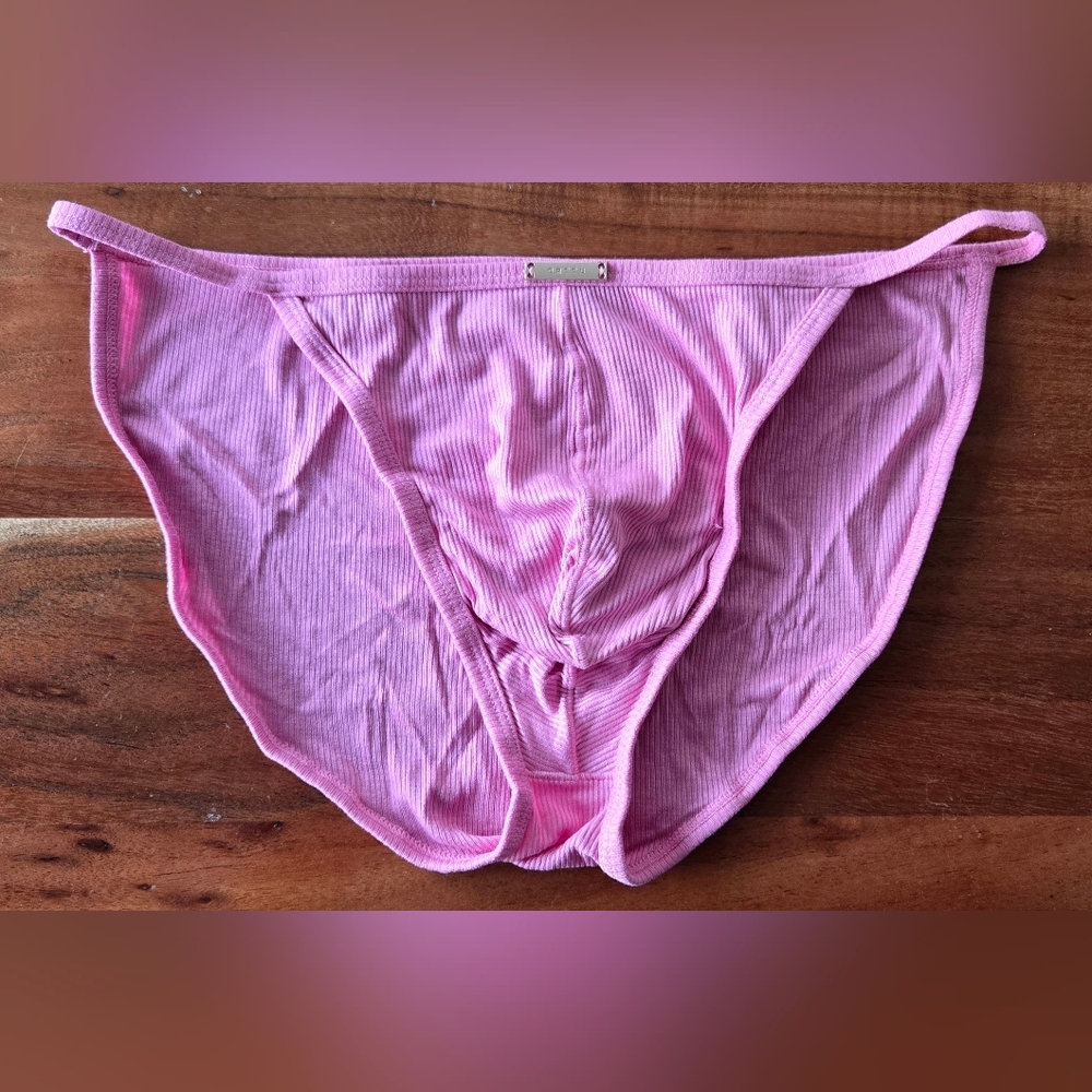 Pink Ribbed Men's String Bikini
